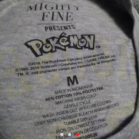 Pikachu Tee - Picture 3 of 3